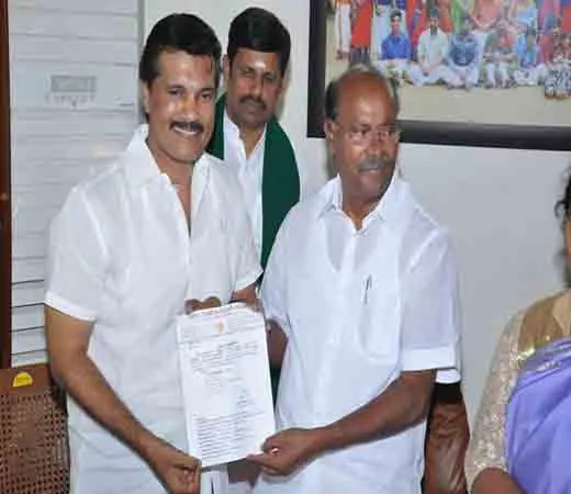 ர்